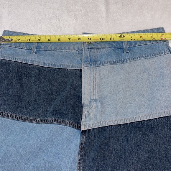 Wild Fable Women’s Y2K Patch Work Denim Mini Skirt Size 12 - Picture 3 of 6